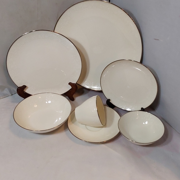 NORITAKE IVORY CHINA 7567 AMBROSIA JAPAN 7 PICE SETTING DINNER FOR 1 - Picture 11 of 11